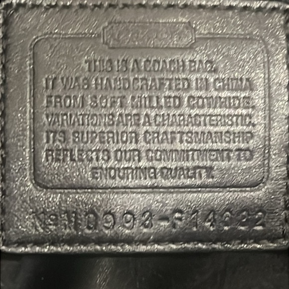 Coach Elegant Black pebble Leather Handbag w silver hardware - Picture 12 of 17